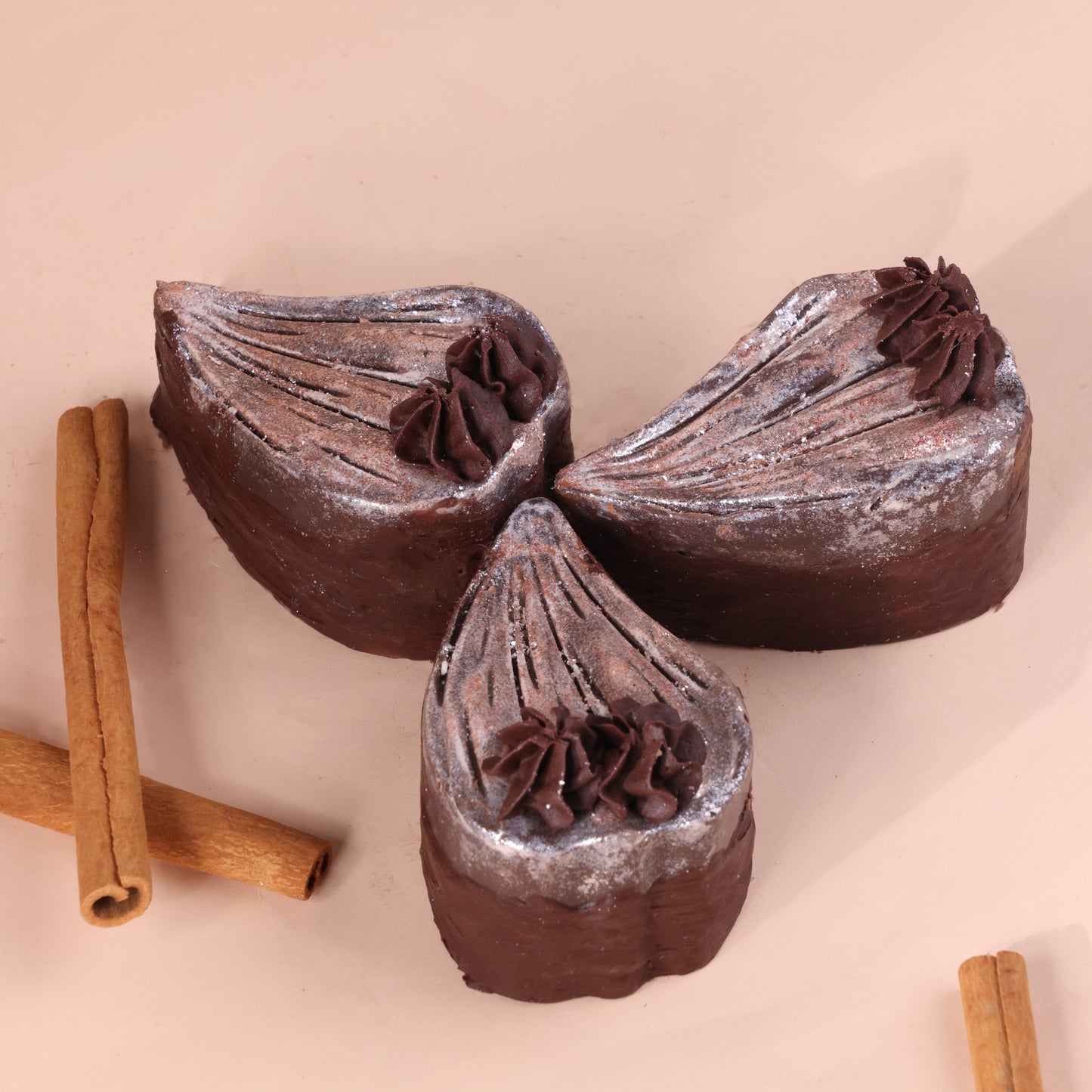 Cafe Cinnamon Cake Slice